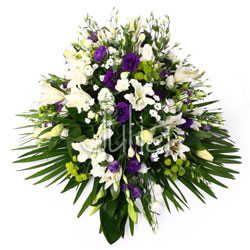 Biało-fioletowa wiązanka pogrzebowa